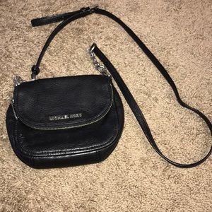 Black leather Michael Kors cross body